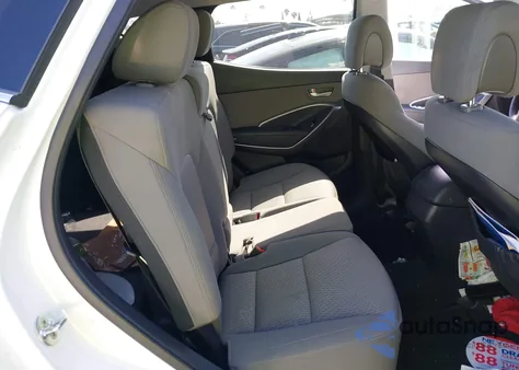 2017 Hyundai Santa Fe Sport 2.4L z USA, uszkodzony, nr VIN 5XYZTDLB0HG403842